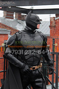 Аниматор Бетмен в топовом костюме